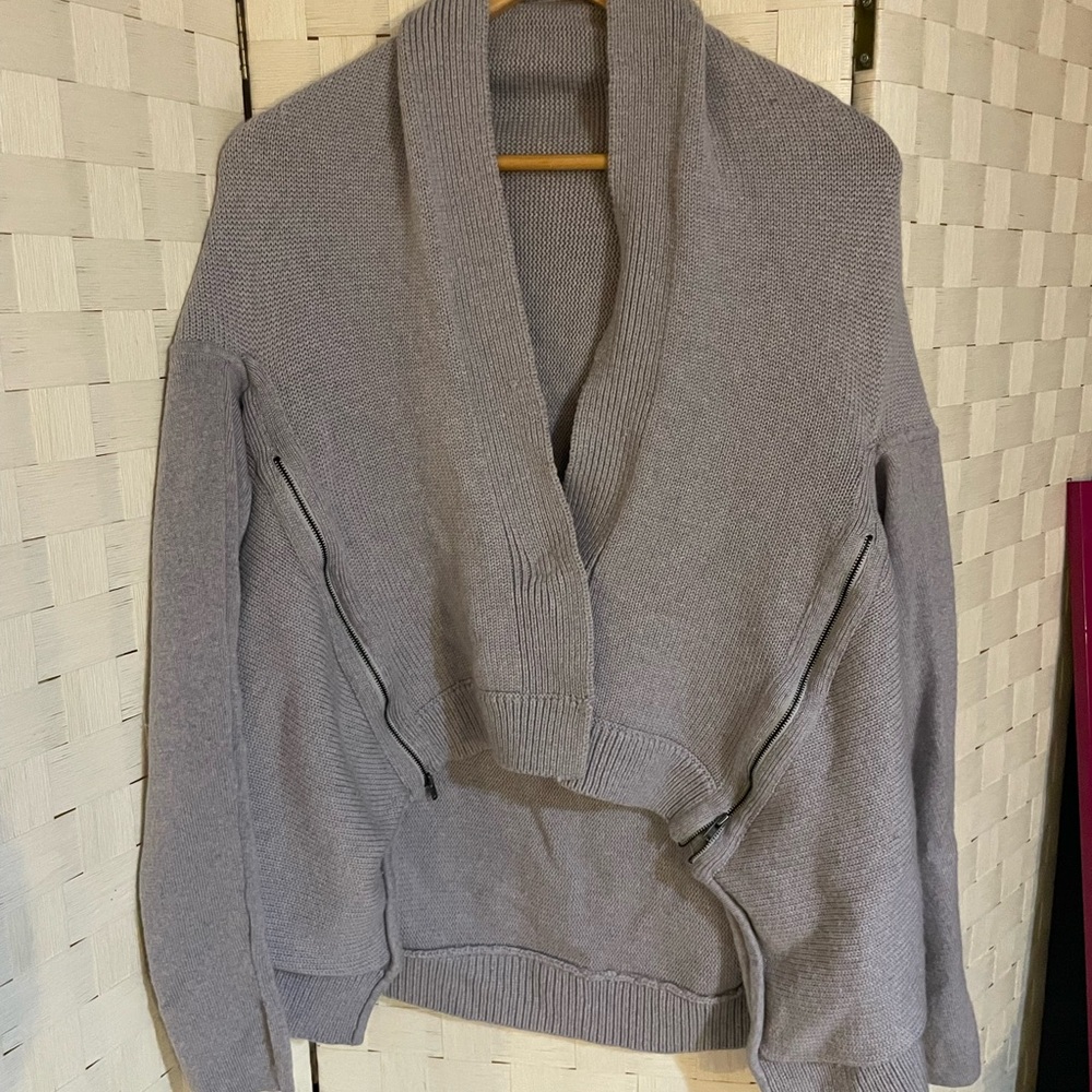 lululemon athletica Women's Gray Shawl Collar Turtleneck Sweater